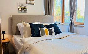 Familyvilla, New 4 Luxury Big Apartments, Parking